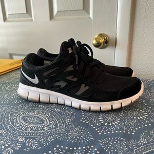 Nike Free Run 2 size 10.5